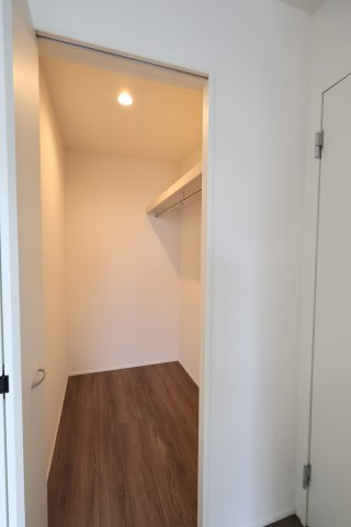 《仲介手数料無料》見沼区深作５丁目117(5号棟)新築一戸建てグラファーレの収納|2025年11月4日 15:15 晴れ