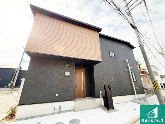泉佐野市長滝　第1期　新築一戸建ての外観|安心の10年保証！外観を美しく保ち、雨水で汚れを落とします！気になることがありましたら、お気軽にお問い合わせください！