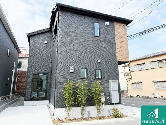 泉佐野市長滝　第1期　新築一戸建ての外観|安心の10年保証！外観を美しく保ち、雨水で汚れを落とします！気になることがありましたら、お気軽にお問い合わせください！