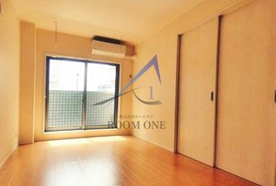 メゾン５３６の居間・リビング|洋室のお部屋です。