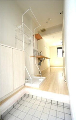 【玄関】 | ルテラ氷川町