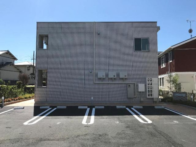 【外観】 | ラ・ルーチェ | 外観写真（昼）