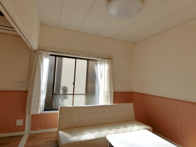 パルトネール東郷の洋室