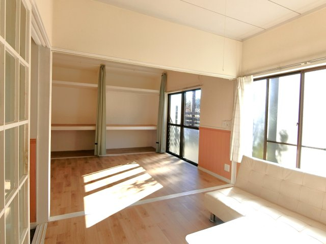 パルトネール東郷の洋室