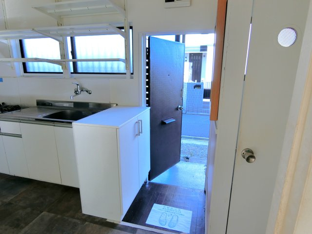 パルトネール東郷の玄関