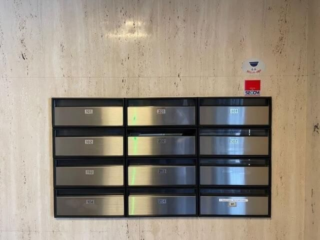 ラスターハウスのロビー