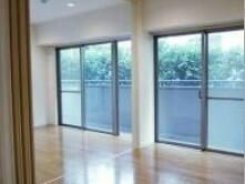 ラスターハウスの居間・リビング