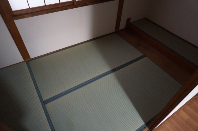 下小阪1丁目貸家のその他|和室スペース（納戸）
