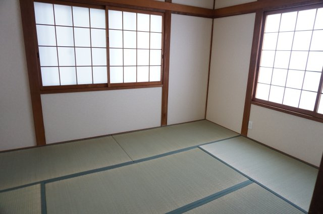 下小阪1丁目貸家の和室