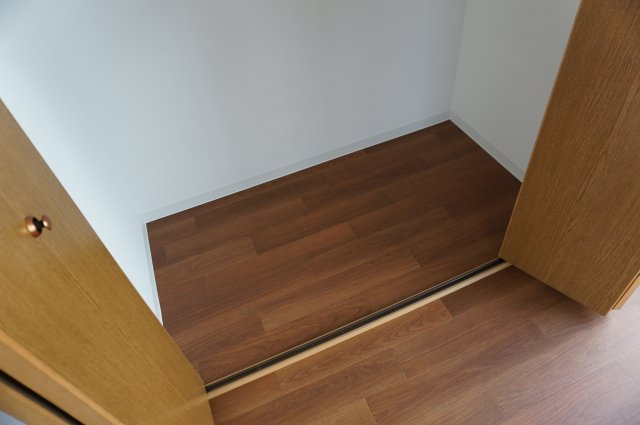 下小阪1丁目貸家の収納