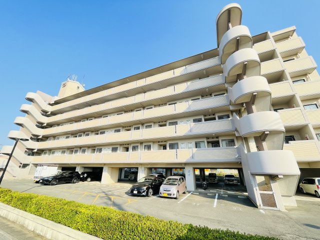 【外観】 | グラン・ドムール周船寺 | 周船寺駅から徒歩14分！ペット可【周船寺小 徒歩6分】