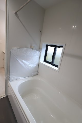 【浴室】 | 《仲介手数料無料》見沼区深作５丁目117(6号棟)新築一戸建てグラファーレ | 2025年11月4日 15:15 晴れ