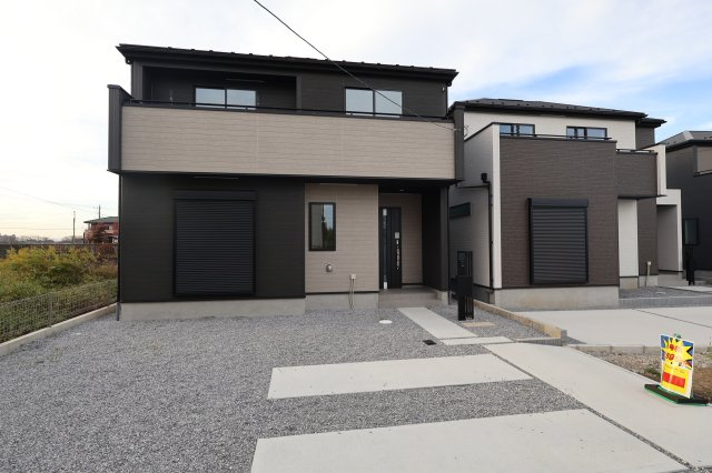 【外観】 | 《仲介手数料無料》見沼区深作５丁目117(6号棟)新築一戸建てグラファーレ | 2025年11月4日 15:15 晴れ