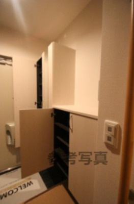 【玄関】 | Ｄ－ＲＯＯＭ花畑