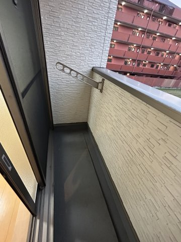 アジール・アンのバルコニー