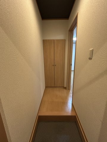 アジール・アンの玄関