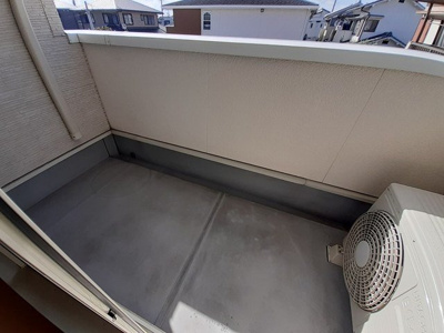 【バルコニー】 | シエロ・イリーデ | お洗濯にも便利なバルコニー付き