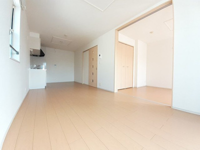 【居間・リビング】 | シエロ・イリーデ | ゆったり過ごせるリビングです