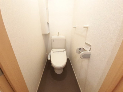 【トイレ】 | シエロ・イリーデ | 落ち着いた色調のトイレです