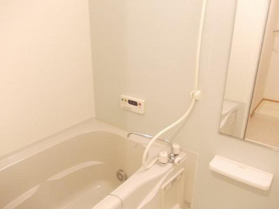 【浴室】 | ミッテ・ソレイユⅠ | 日々の暮らしに欠かせないお風呂です