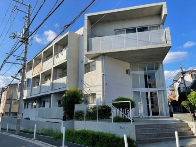 三軒茶屋レジデンス　フリーレント1ヵ月　ペット相談　セキュリティ充実　礼金0