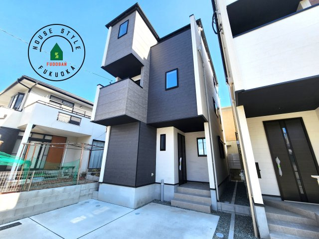 福岡市西区愛宕浜第1-3棟（1号棟）　の外観|デザイン性のある外観です。