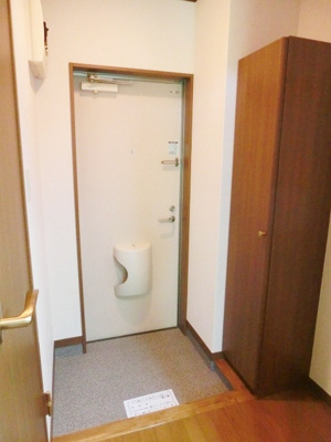 【玄関】 | アムールピジョン