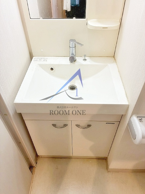 ラヴィエント浅草橋の洗面所|洗面台です。