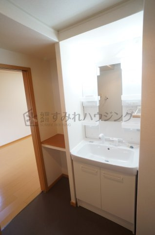 ソレイユⅡの洗面所|参考、同建物・同間取りの号室