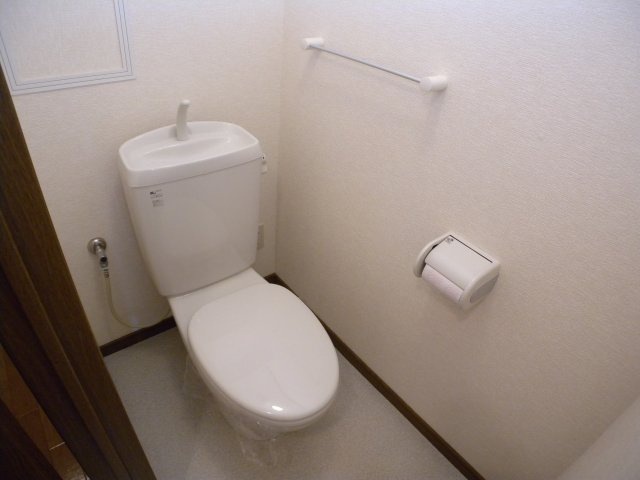 サンセール・エタンのトイレ