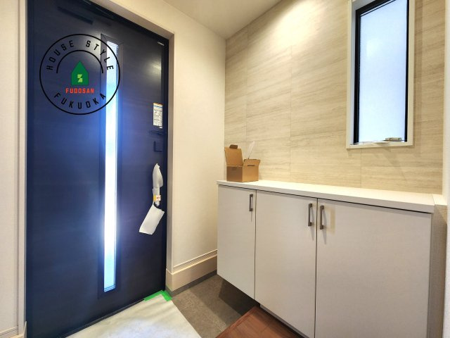 福岡市西区愛宕浜第1-3棟（2号棟）　の内観：施工例|二重ロックでしっかり防犯対策ができます。