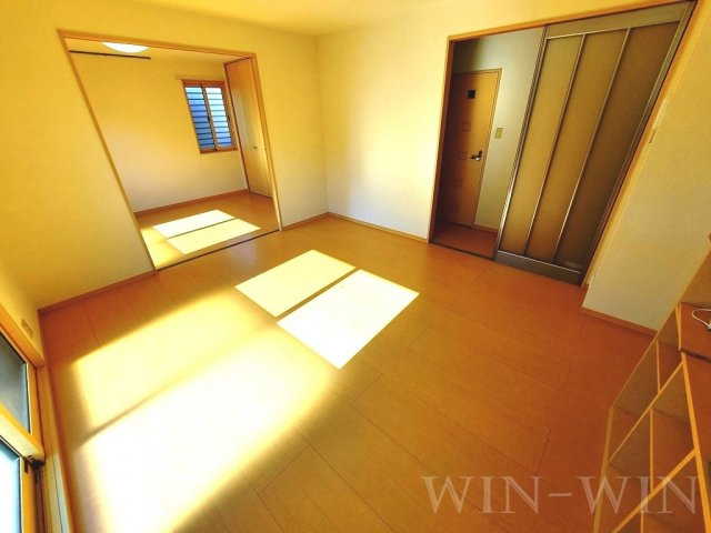 リビングタウン下地 Bの居間・リビング|イメージ（同建物内・同間取りの写真）