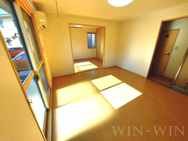 リビングタウン下地 Bの居間・リビング|イメージ（同建物内・同間取りの写真）