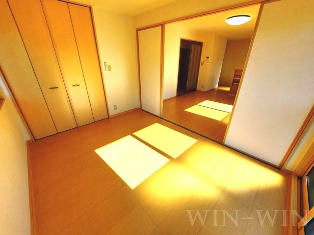 リビングタウン下地 Bの寝室|イメージ（同建物内・同間取りの写真）