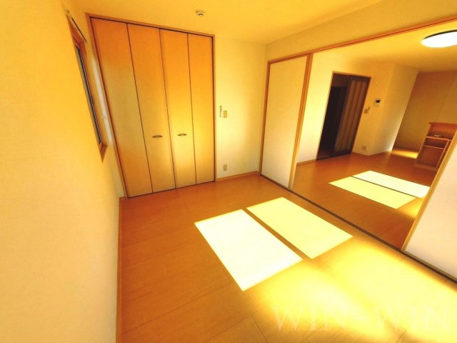 リビングタウン下地 Bの寝室|イメージ（同建物内・同間取りの写真）