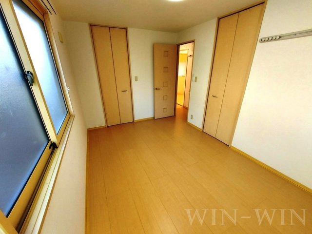 リビングタウン下地 Bの寝室|イメージ（同建物内・同間取りの写真）