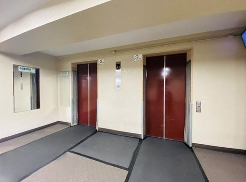 クローバーハイツ森小路二号棟　9階のその他共用部分