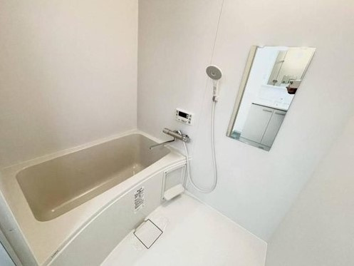 シャルマンコーポ野江　8階の浴室