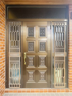 【玄関】 | たつの市龍野町日山/中古戸建 | 毎日通る玄関はこちらです