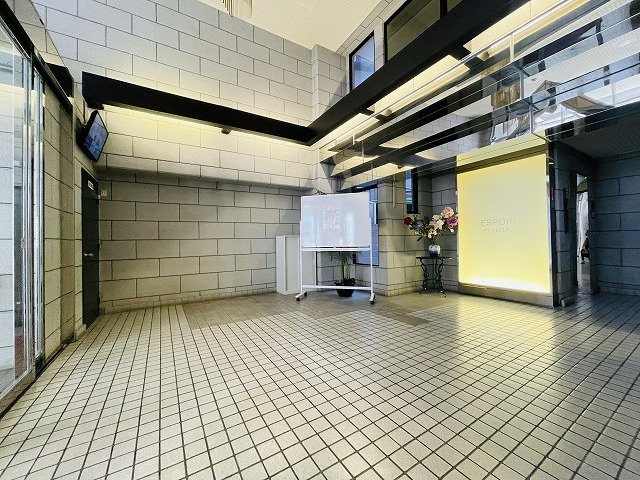 【エントランス】 | エスポワール吉塚