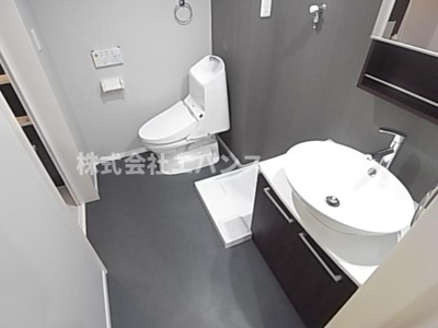 【洗面所】 | グレイスヴィラ | 明るい洗面所です