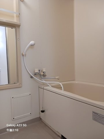 クローバーヒルズＣの浴室