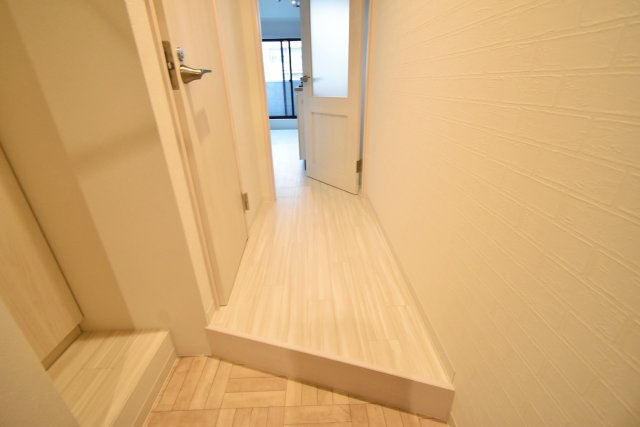 西宮市甲子園七番町の賃貸マンションの内装