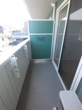 【バルコニー】