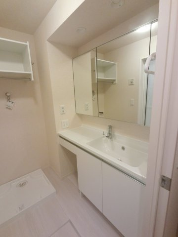 【独立洗面台】