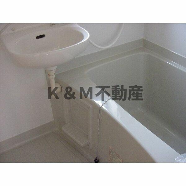 プチハイムレオの浴室|ゆったり過ごせるお風呂です