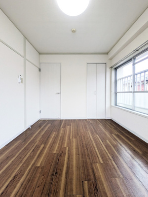 【洋室】 | パーク・サイド杉浦2