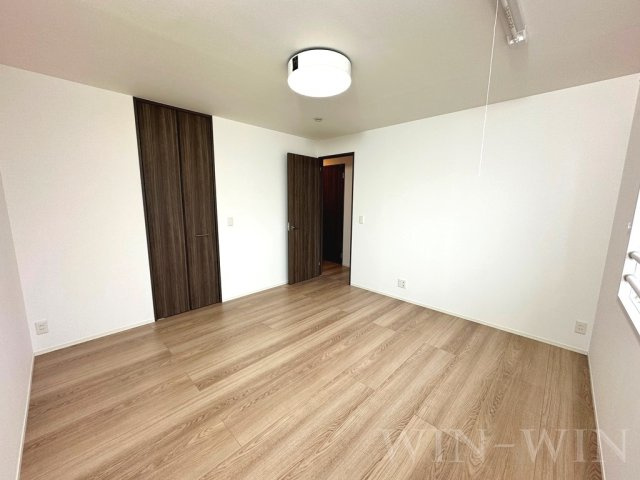 ファミール駅西の寝室