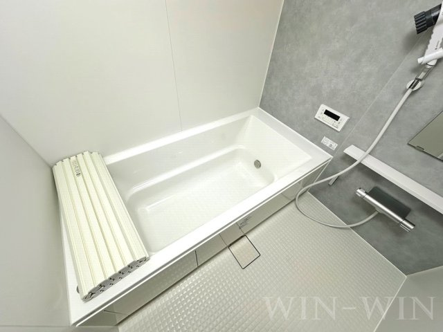 ファミール駅西の浴室