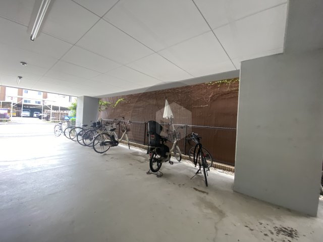 ネオ・グランツ高井田のその他共用部分